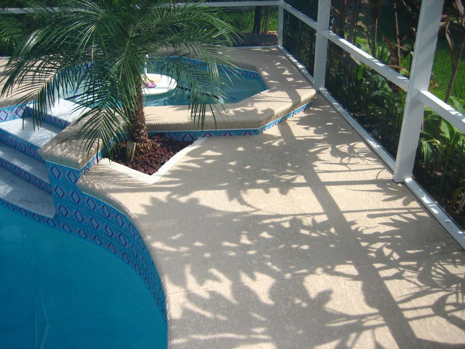 Enclosed swimming pool deck